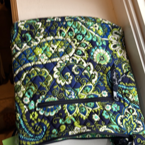 VERA BRADLEY LADIES BUE RHYTHM & BLUES CROSS BODY BAG - Picture 6 of 8